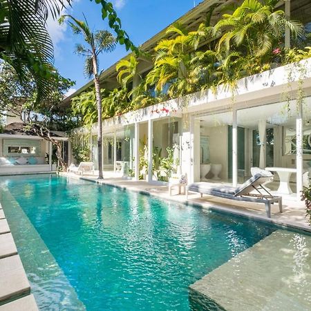 Villa Puro Blanco Kuta  Luaran gambar