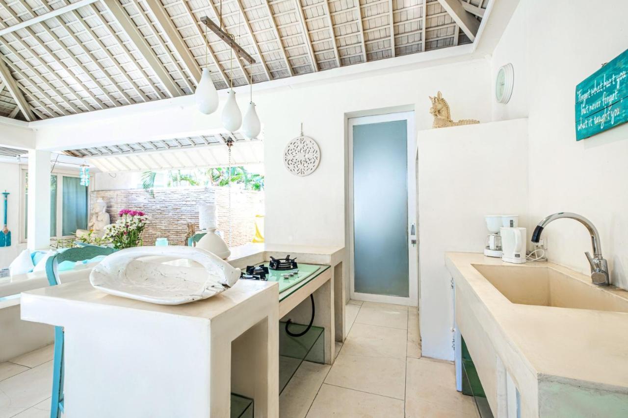 Villa Puro Blanco Kuta  Luaran gambar