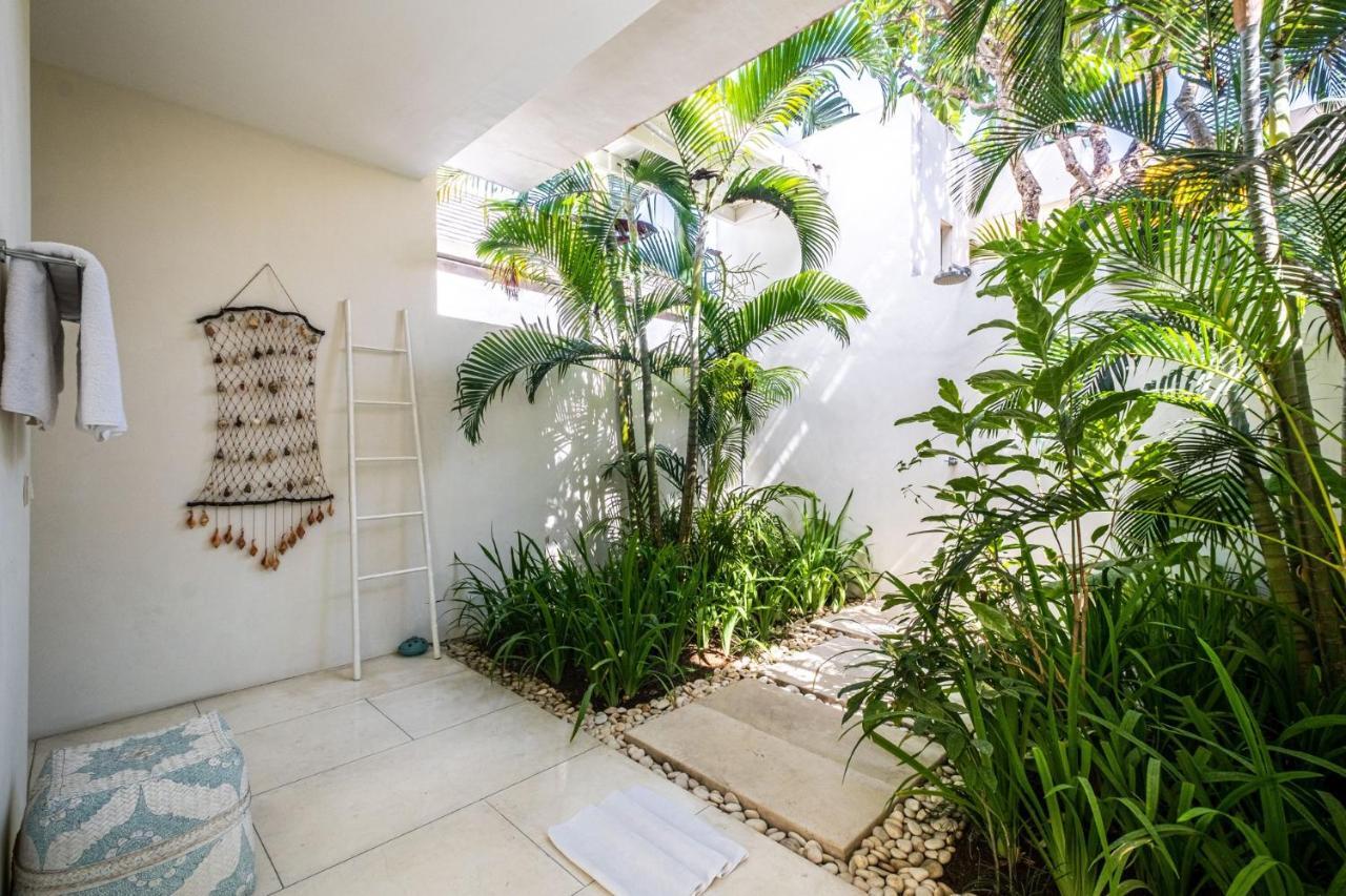 Villa Puro Blanco Kuta  Luaran gambar