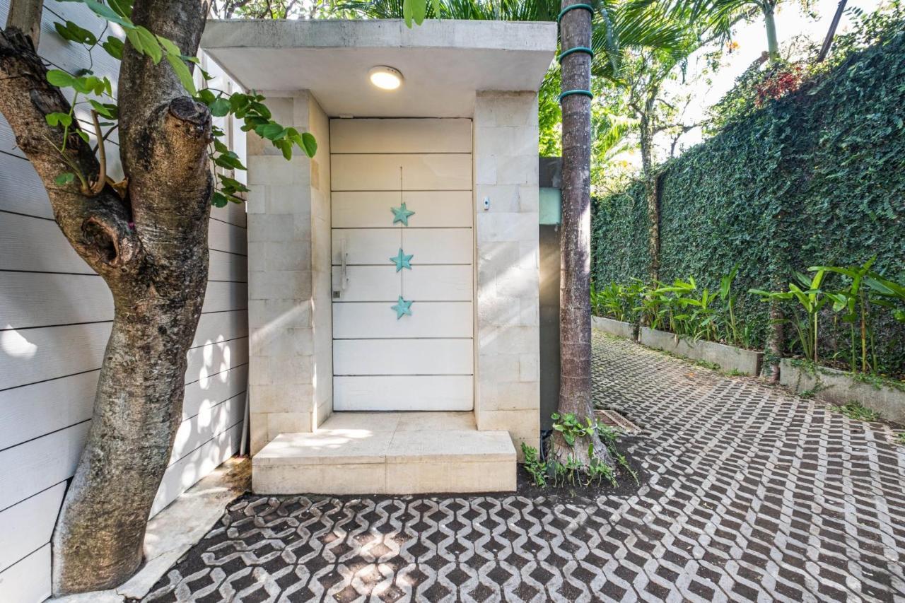 Villa Puro Blanco Kuta  Luaran gambar